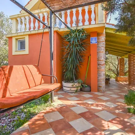 בית נופש House Luce *