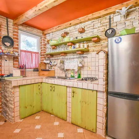 House Luce * Neviđane