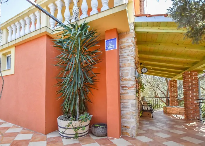 Vakantiehuis House Luce Neviđane