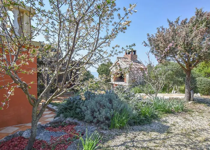 House Luce Vakantiehuis Neviđane